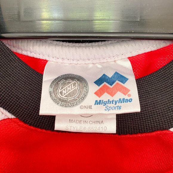Vintage NHL Official Flames Jersey Mighty Mac Sports Boy's Kid's Unisex - Picture 6 of 9